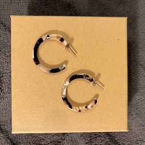 NWOT Tortiseshell Hoop Earrings